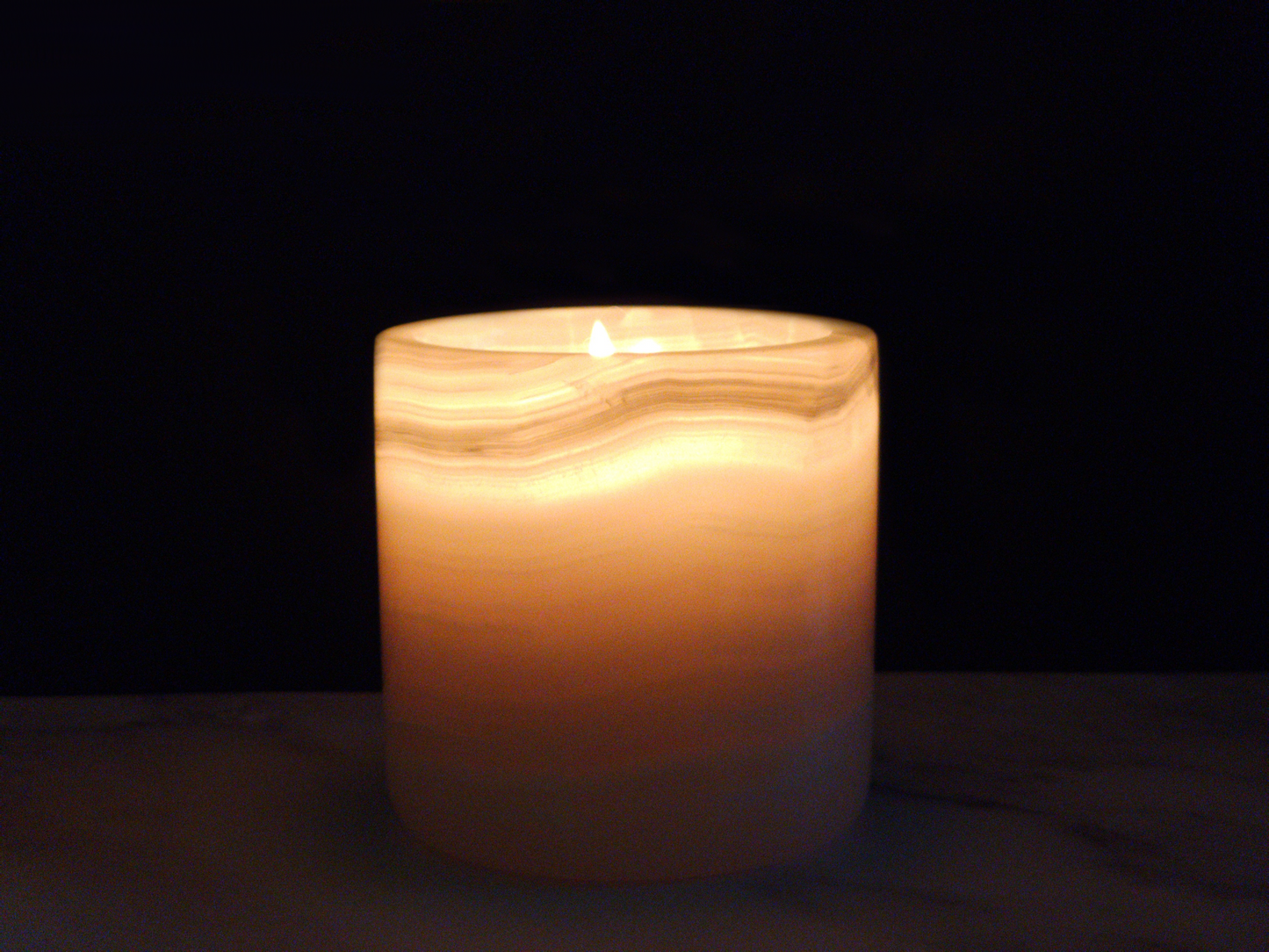 100% Pure American Beeswax Candle | Onyx Candle 8oz