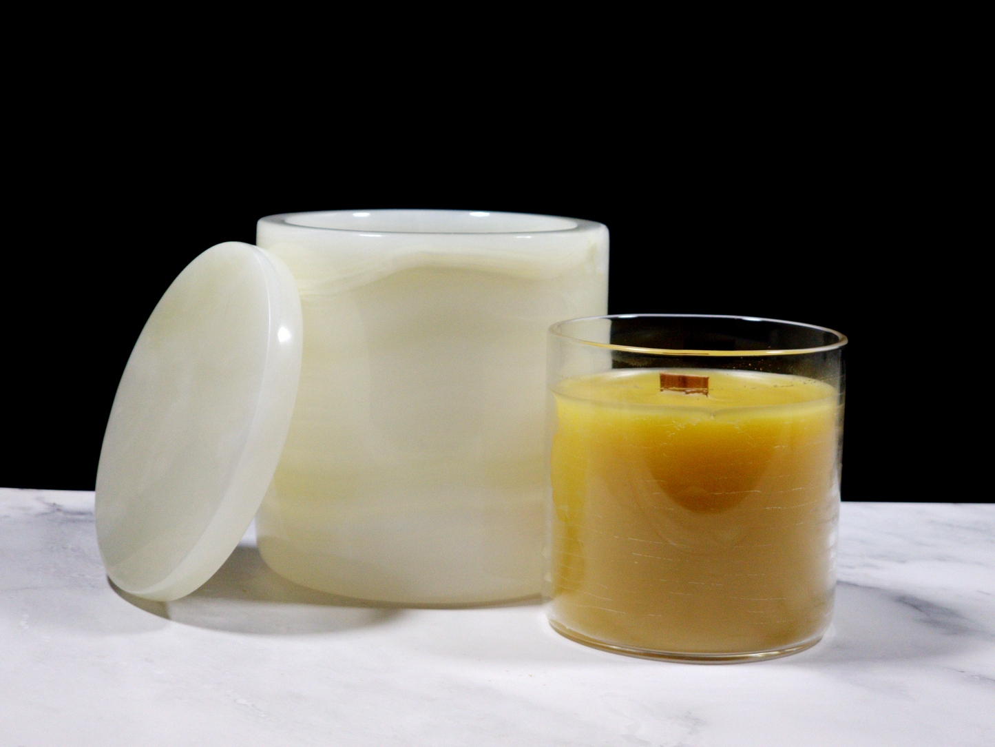 100% Pure American Beeswax Candle | Onyx Candle 8oz